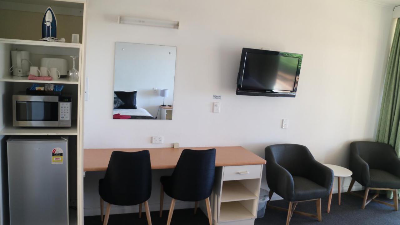 Barmera Lake Resort Motel Bagian luar foto