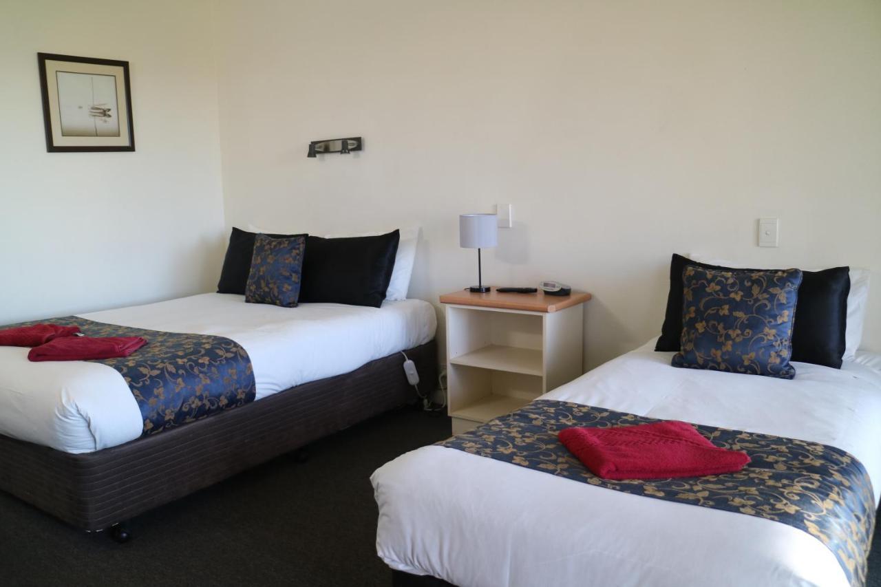 Barmera Lake Resort Motel Bagian luar foto