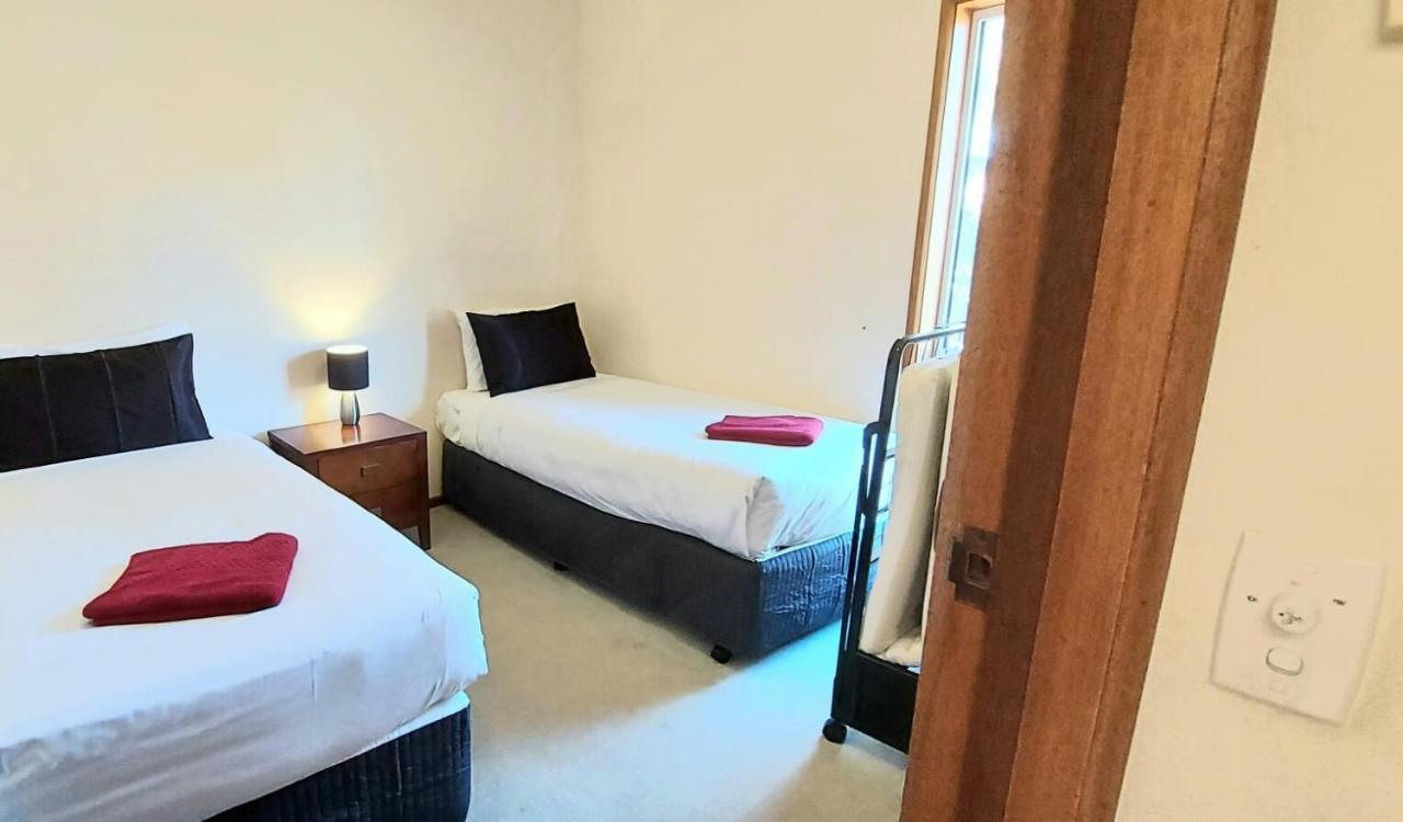 Barmera Lake Resort Motel Bagian luar foto